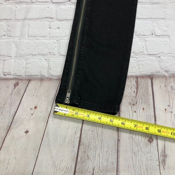 Levi's Women Skinny Curve ID Thigh High Zipper Jeans Size 28x32 Denim M059 -18 - Picture 7 of 16